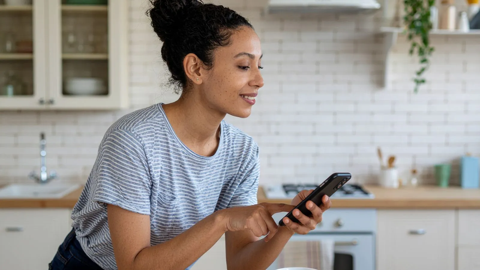 South African home buyer reading What a conditional home loan approval really means